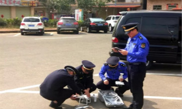 無(wú)人機(jī)天上巡，便知城市管理行不行